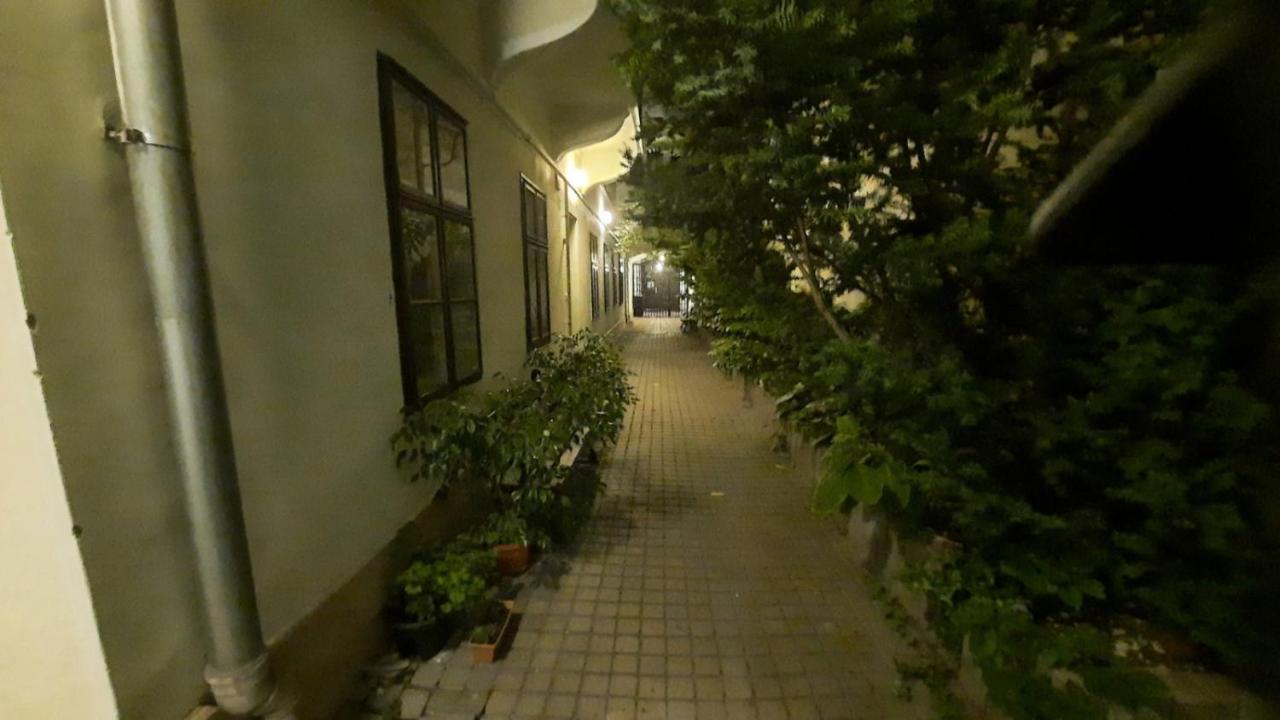 Happy Apartment In The Heart Of Budapest With 2 Rooms Exterior foto